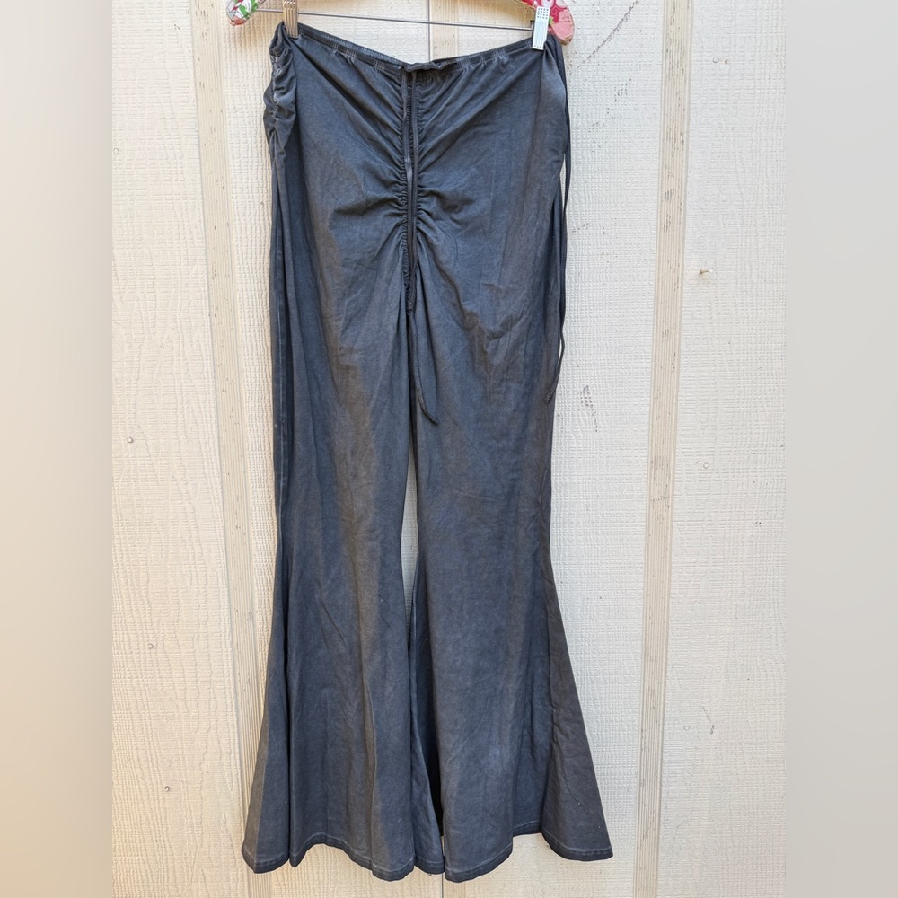 Darker Wavs Dolls Kill Fader V Cut Bellbottom Cinch Flare Pants Charcoal Grey